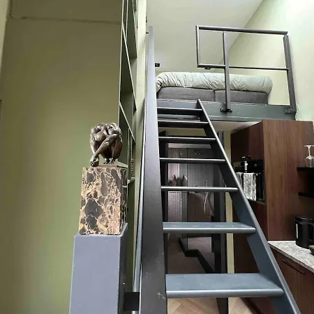 Stylish Private Tiny House 15 Min From Amsterdam Apartment *
